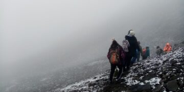 Perdidos en la cumbre