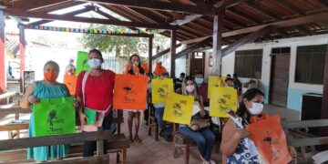 Socializan en Beni proyecto de ley de la UPAB para la reducción de bolsas plásticas