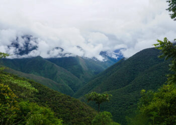 Vista desde Sandillani, PN ANMI Cotapata