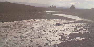 La contaminación en el río Katari crece a la par de la urbanización