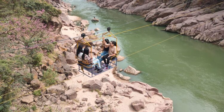 Inauguran la ruta turística Aguaragüe en el Angosto de Villa Montes