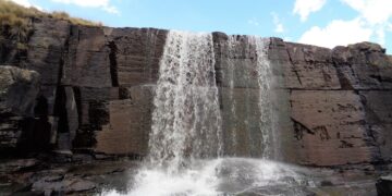 ¡Alerta! Destrucción del área de las cascadas de Hampaturi en proceso