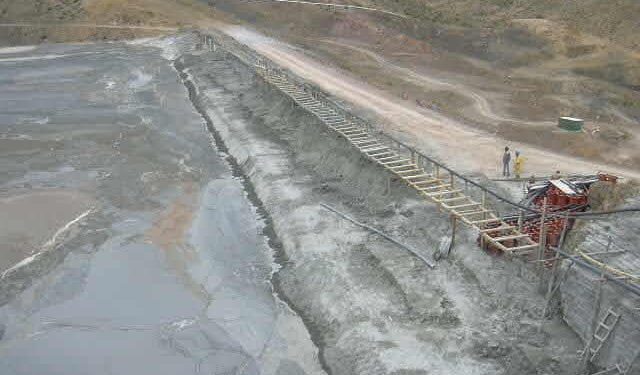 En Potosí empresas mineras contaminan el agua con plomo y mercurio