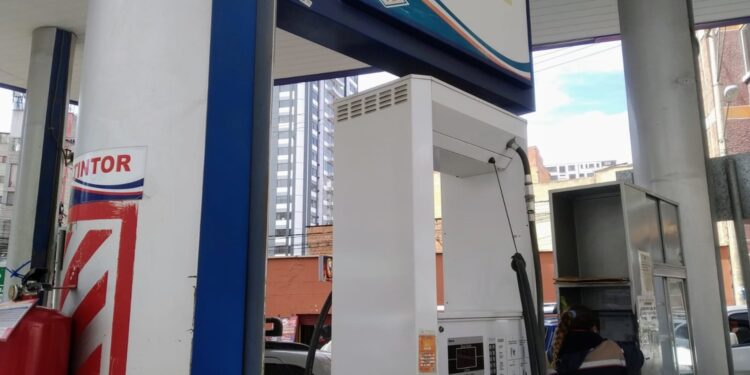 Proponen plantas para producir combustible en base a residuos plásticos