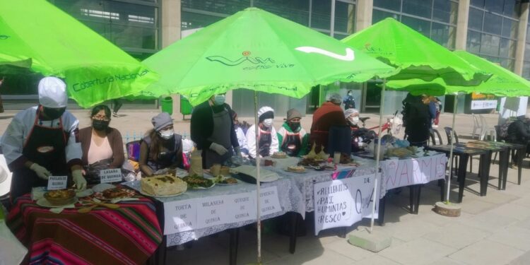 Realizan feria gastronómica en homenaje al día Internacional de la Quinua