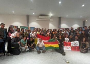 Jóvenes de los nueve departamentos declaran “emergencia climática” en encuentro en Cochabamba