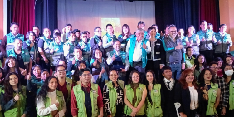 Senado reconoce al bioparque Vesty Pakos por 30 años de servicio