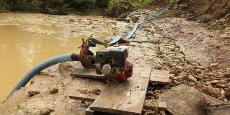 Indígenas originarios: “minería legal también es anticonstitucional”
