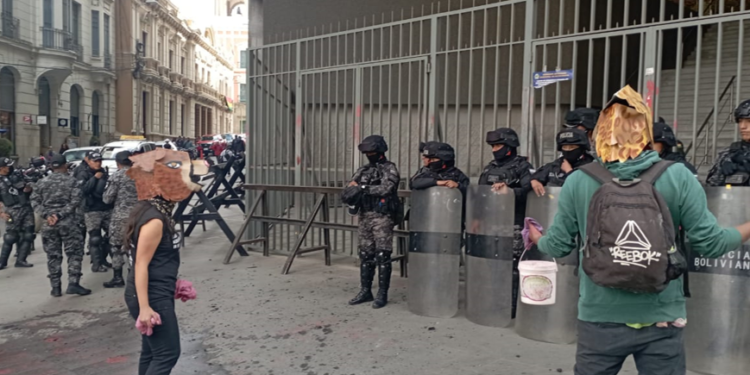 Protesta ante la ALP exige aprobar ley para prevenir quemas y restaurar áreas afectadas