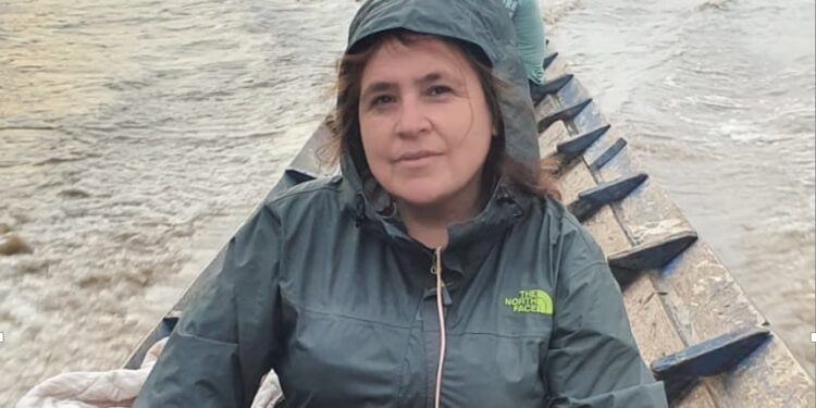 Jimena Mercado gana medalla Bautista Saavedra por su defensa de intereses públicos