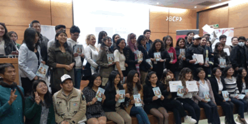 Proyecto educativo gradúa a educadores ambientales