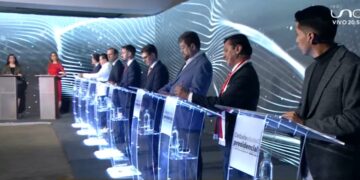 Primer debate presidencial organizado por el OEP, la ANPB y la CEPB
