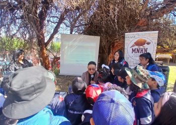 Biopochito: AI impulsa la educación científica para niños, niñas y jóvenes