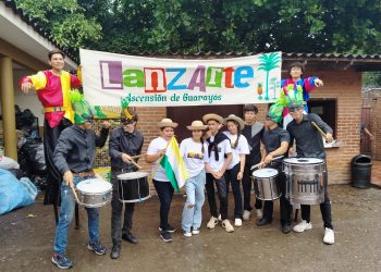 Jóvenes bolivianos usan el arte para responder a la crisis climática y defender la Amazonía