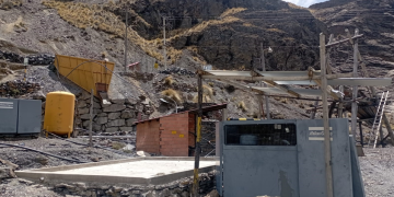 Decreto prioriza a la minería y agroindustria y aplica el «silencio administrativo»