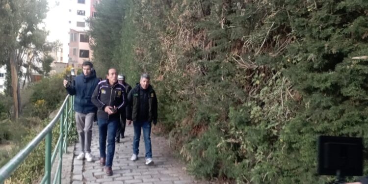 Alcalde Dockweiler reconoce deuda de más de Bs 3 millones con EPSAS y garantiza agua para el Botánico desde este lunes