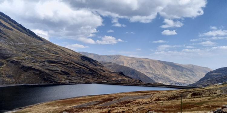 Minería, bacterias y bajos caudales amenazan el agua que abastece a la ciudad de La Paz