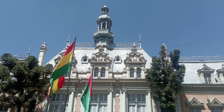 GAMLP: “No existe instructivo ni resolución que impida a los funcionarios municipales declarar ante la prensa”