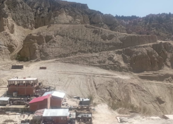 Construcciones en áreas protegidas y sitios inestables amenazan a La Paz