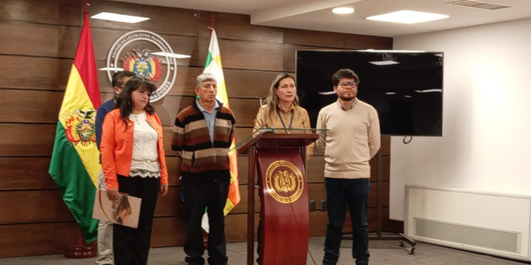 Presentan proyecto de ley para preservar y cuidar el ciclo del agua